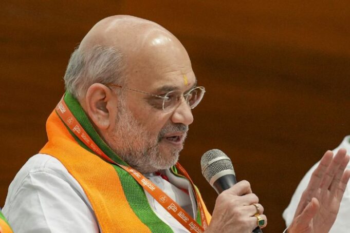 Kolkata Doctor Murder : राज्यपाल बोस आज करेंगे गृह मंत्री से मुलाकात, देंगे मौजूदा परिस्थिति की रिपोर्ट