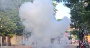 दुर्गापुर बमबाजी से थर्राया, पथराव, जुलूस पर हमला