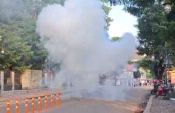 दुर्गापुर बमबाजी से थर्राया, पथराव, जुलूस पर हमला