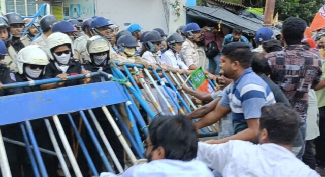 BJP ने घेरा रानीगंज थाना